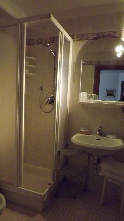 Hotel Garni Norma مادونا دي كامبيليو الغرفة الصورة